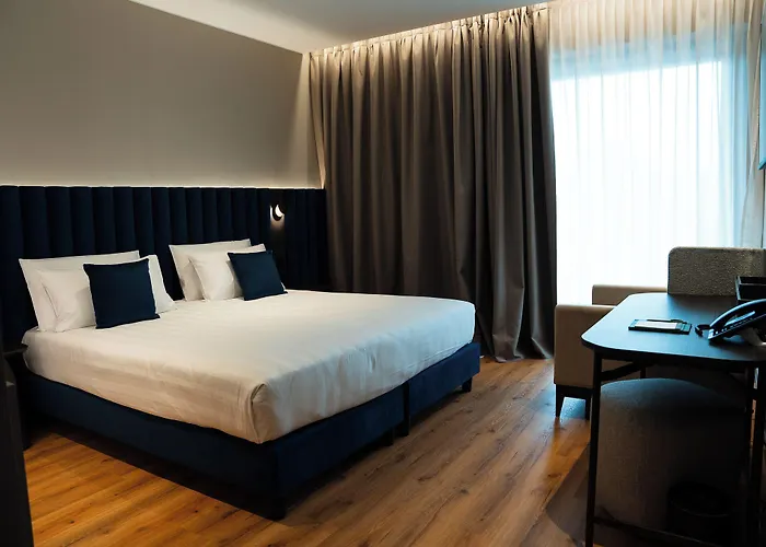 Hills 4* Como