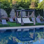 Hills Отель 4*
