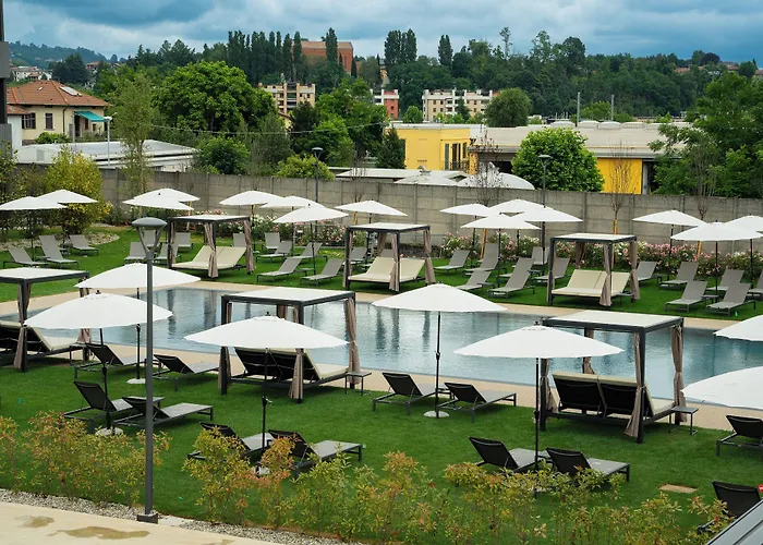 Hotel Hills 4*