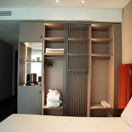 מלון Hills קומו